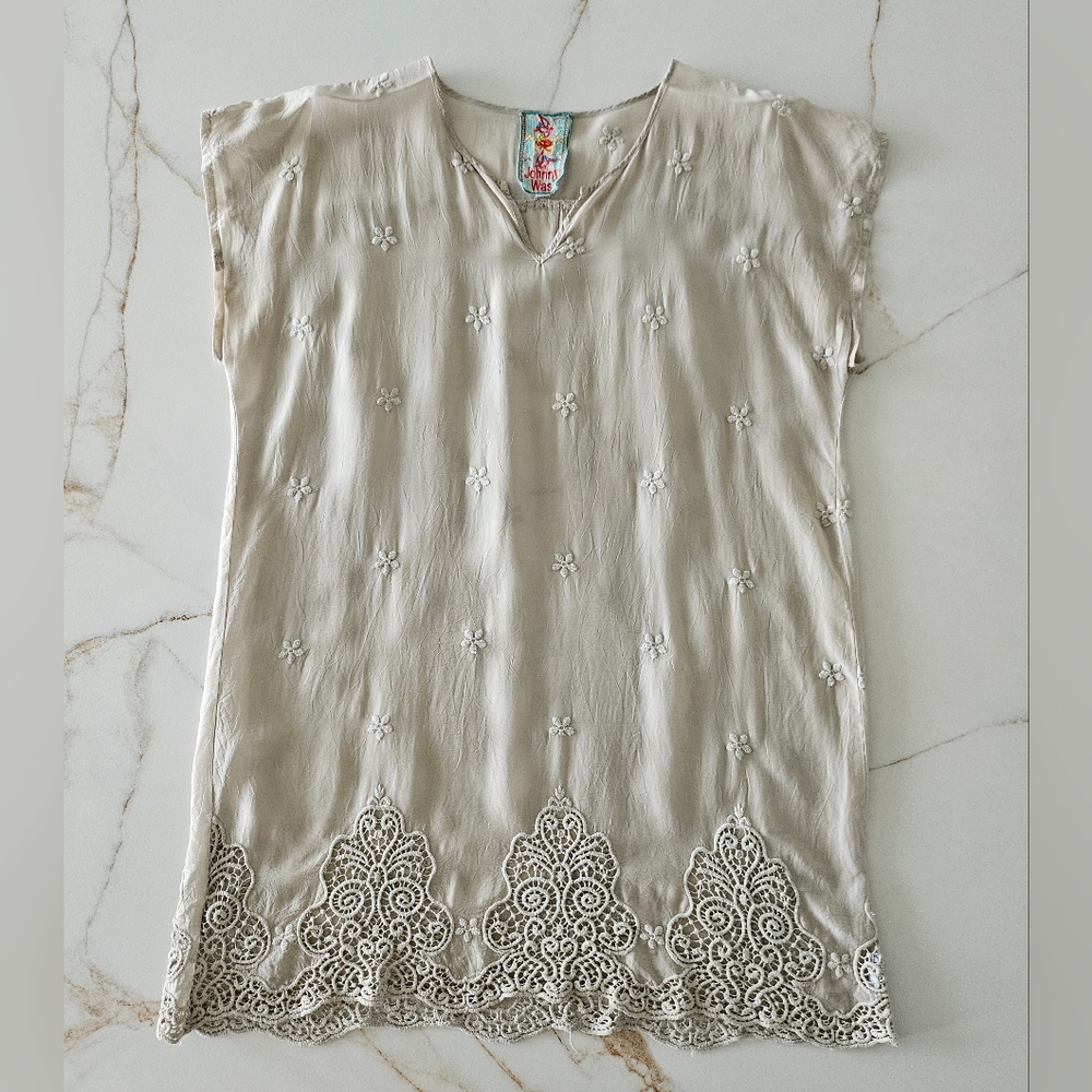 Johnny Was Tunic Embroidered Floral Beige Cupra Rayon Sheer V Neck Top Sz M - Picture 9 of 16